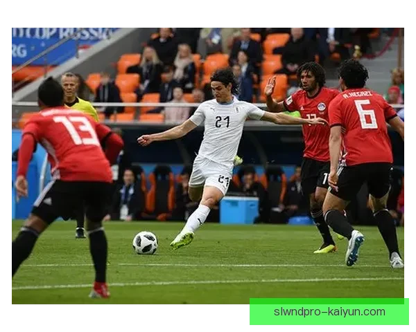 足球球星大全：分析当今足坛影响力排名前十球星表现与趋势