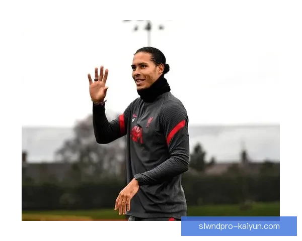 范戴克转会利物浦后状态回暖，逐渐恢复领袖气质